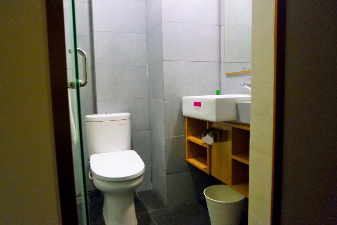 Maple Hotel Grogol Jakarta Kültér fotó